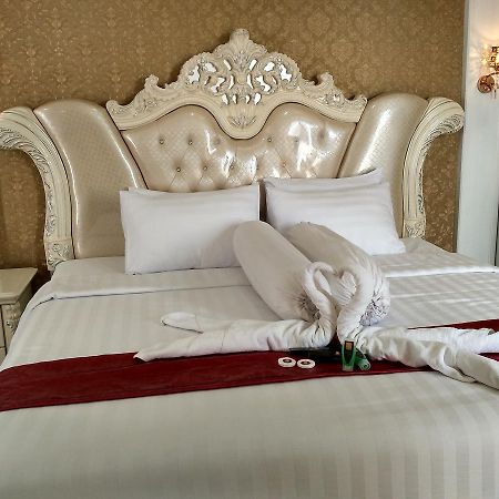 Grand Indobaru Hotel Selatpanjang Exteriér fotografie